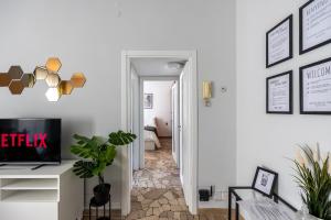 [8 min dalla METRO] Casa Elegante con Netflix e Wifi