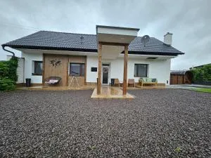 Chalupa Oslany - Veľké Uherce