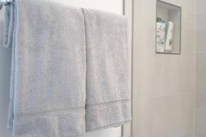 Contemporary Luxury Apartment Steps from Beach