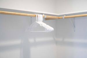 Contemporary Luxury Apartment Steps from Beach