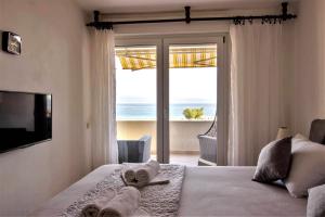 Split Znjan Beach View Apartment 2&2 guest