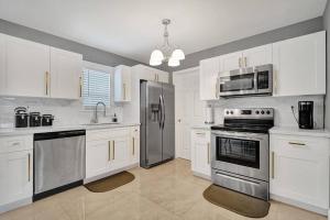Luxury 3bd/2ba near Beach & Las Olas