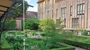 Maisons de vacances Le Cordelier - Jardin en plein centre - Quais de Seine : photos des chambres