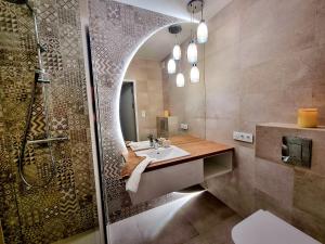 GOLDENE SONNE Bridge Apartments & SPA