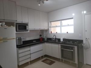 Apto Guarujá Pitangueiras