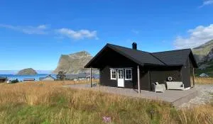 Tors Cabin at Haukland Beach - Vik