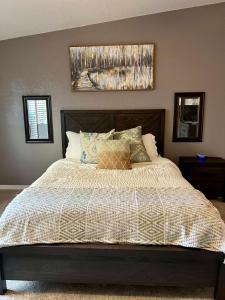 Parker Strip Pool House | Private Pool • Game Room • River Access