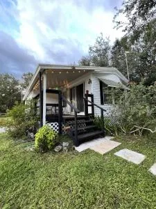 The Deer Retreat at Venus - Venus