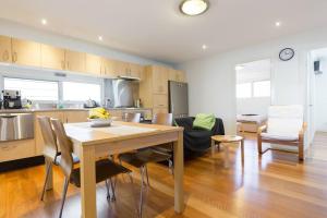 Cool Flat - 2 Bed & Office