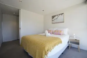 lovely 1 Bedroom apt + Free parking - Melbourne