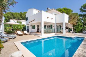 Villa Sa Calma 5 - 4hvězdičkové hotely ve městě Es Mercadal