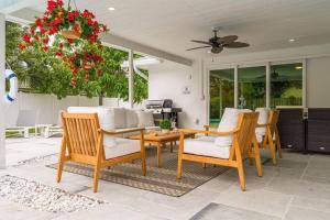 Luxury Designer Delray Beach. 10 Min to the Beach!