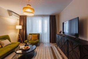 Rox Central Apartments 4