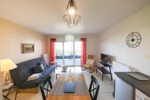 Le Discret T2 aux portes de la vieille ville - 塞夫里耶