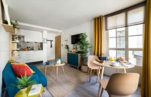 Appartements - Le Logis Versaillais : photos des chambres