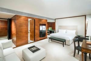 Studio Suite room in COMO The Halkin