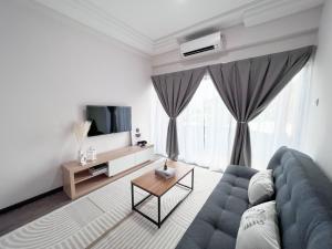 MH Maison by Manhattan Group