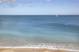 3 Bayview - Beachfront & Free Wi-Fi