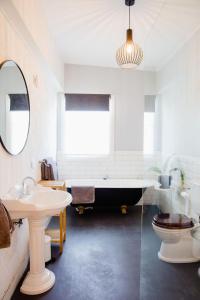 Orange Door Bnb