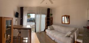 Bright Apartment with Pool in Tenerife South