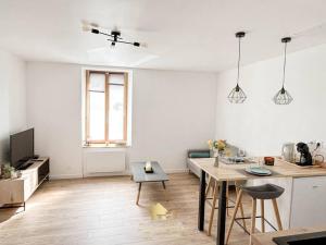 Appartements Les volets bleus, T2 Moderne et spacieux : photos des chambres