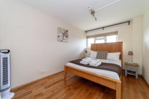 Quiet & Spacious 2BR Flat wGarden near Edmonton
