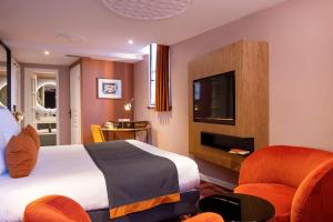 Hotels Hotel Le Colombier : photos des chambres