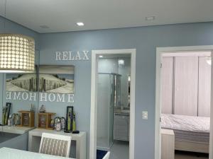 Lindo Apto Guarujá 50m da Praia das Pitangueiras