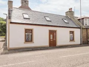 Corner Cottage - Portgordon