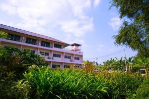 Be Fine Sabuy Hotel and Resort