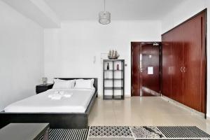 StoneTree - DEC Tower 1 Studio - Dubai Marina