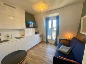 STUDIO PARIS VUE IMPRENABLE