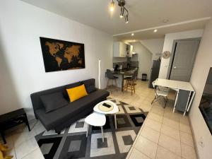 Appartements Le Saint Maixent, Maison de Ville, Baby Foot, wifi : photos des chambres