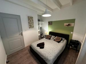 Le Saint Maixent, Maison de Ville, Baby Foot, wifi