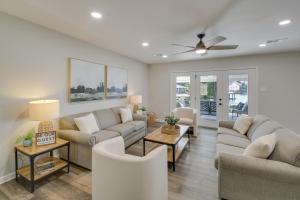 Waterfront Hot Springs Home with Dock and Porch!