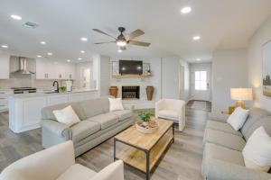 Waterfront Hot Springs Home with Dock and Porch!