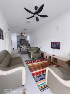 Bambom Homestay SP - Kampong Sungai Pasir Kechil