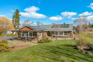 Quail On Sunset - كاسكيد لوكس