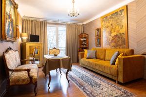 Art Apartament Chmielna 10