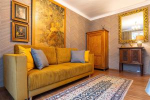 Art Apartament Chmielna 10