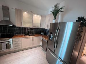 Cozy room with smart solutions Grunerløkka Central Happy Days