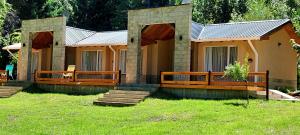 ANIDO Cabañas y Monoambientes