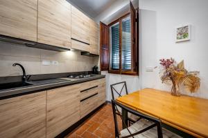 Roommo via dei Pilastri Ambra