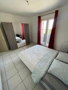 Appartements Joli T3 proche de la gare : photos des chambres