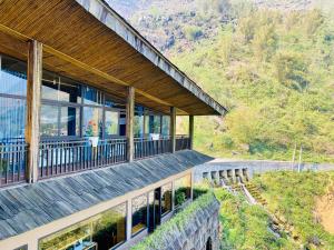 Phòng Đôi Loại Sang (Deluxe Double Room)