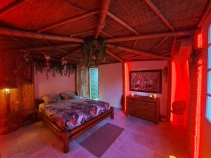 Love hotels Mas des rochers - Case bambou : photos des chambres