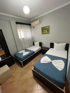Twin Room with Private Bathroom room in Hotel Aroma