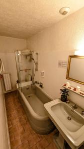 Hotels Hotel Richelieu : photos des chambres