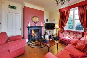Robin Hill House Heritage Guest House