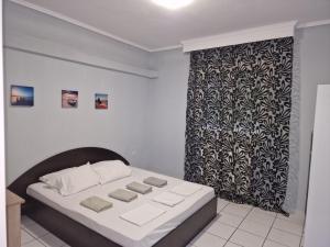 Dimitris House